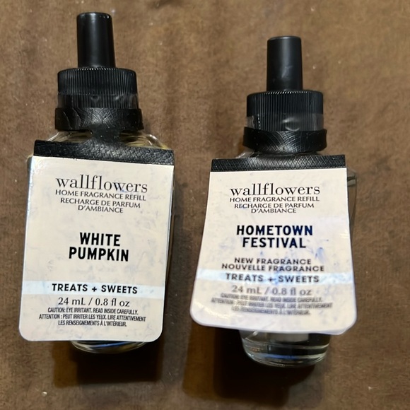 NWT B&BW Autumn Wallflower Refills-White Pumpkin & Hometown Festival - Picture 1 of 7